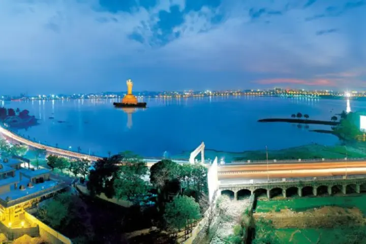 Hussain Sagar Lake Hyderabad sightseeing place