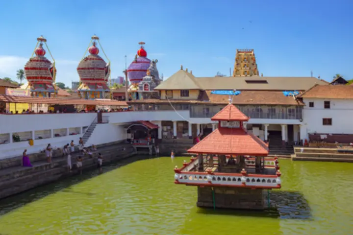 Hyderabad to Udupi outstation cab service
